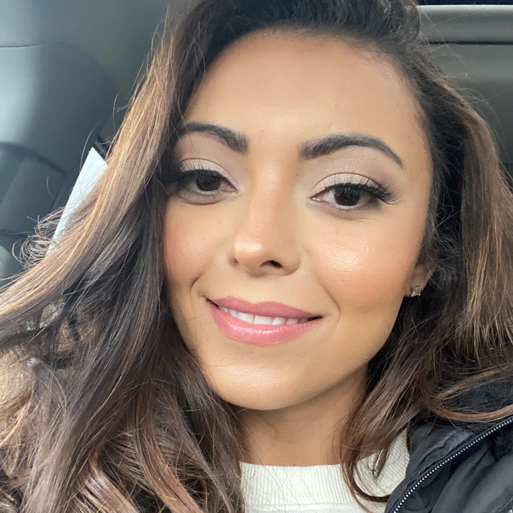 Meet your Posher, Aline